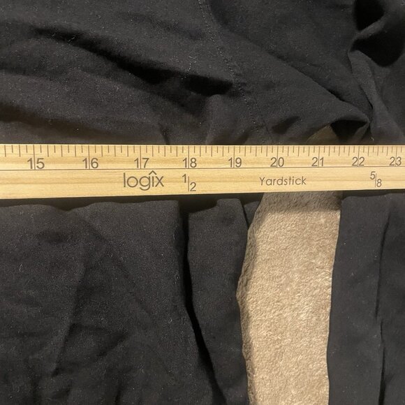 Uniqlo Shirt Womens Medium Black Tunic Vneck Long Sleeve Relaxed Modest Basic - Picture 5 of 6